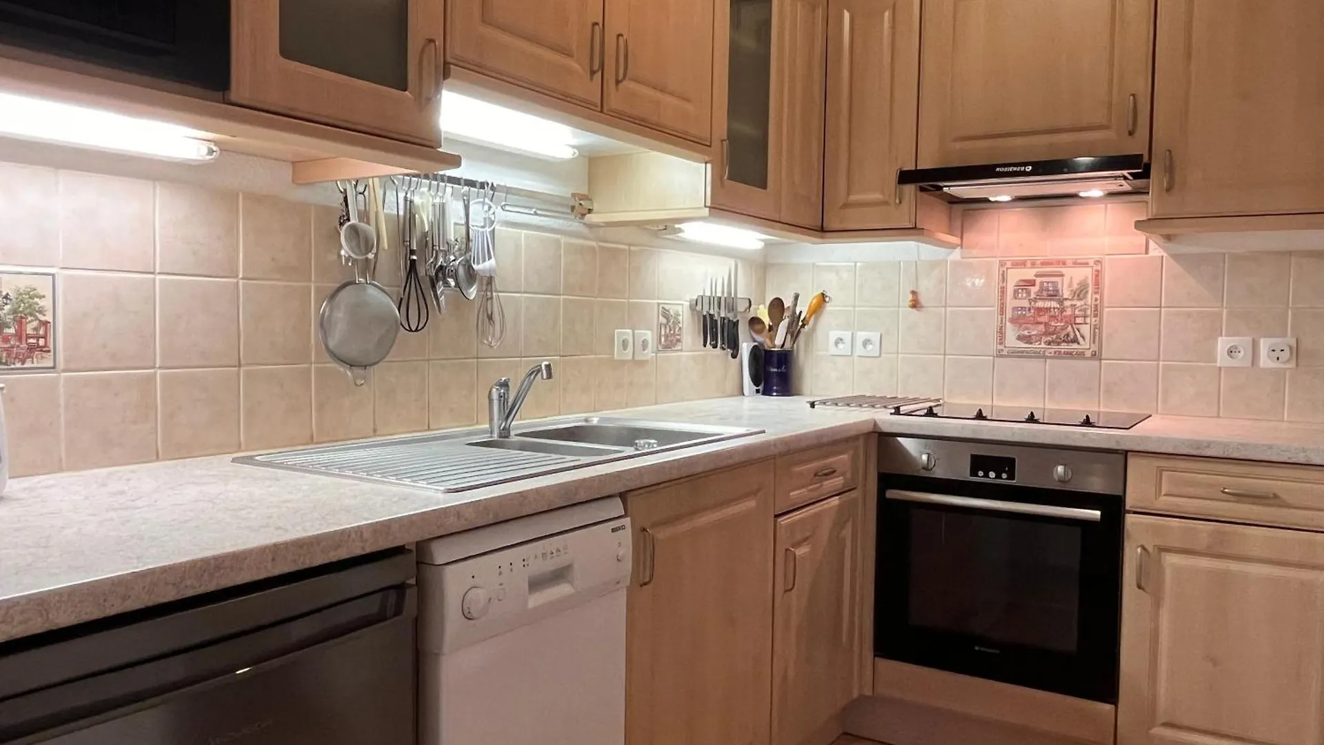 Apartman Stunning View And Spacious Terrace 200M From Gondola Oz