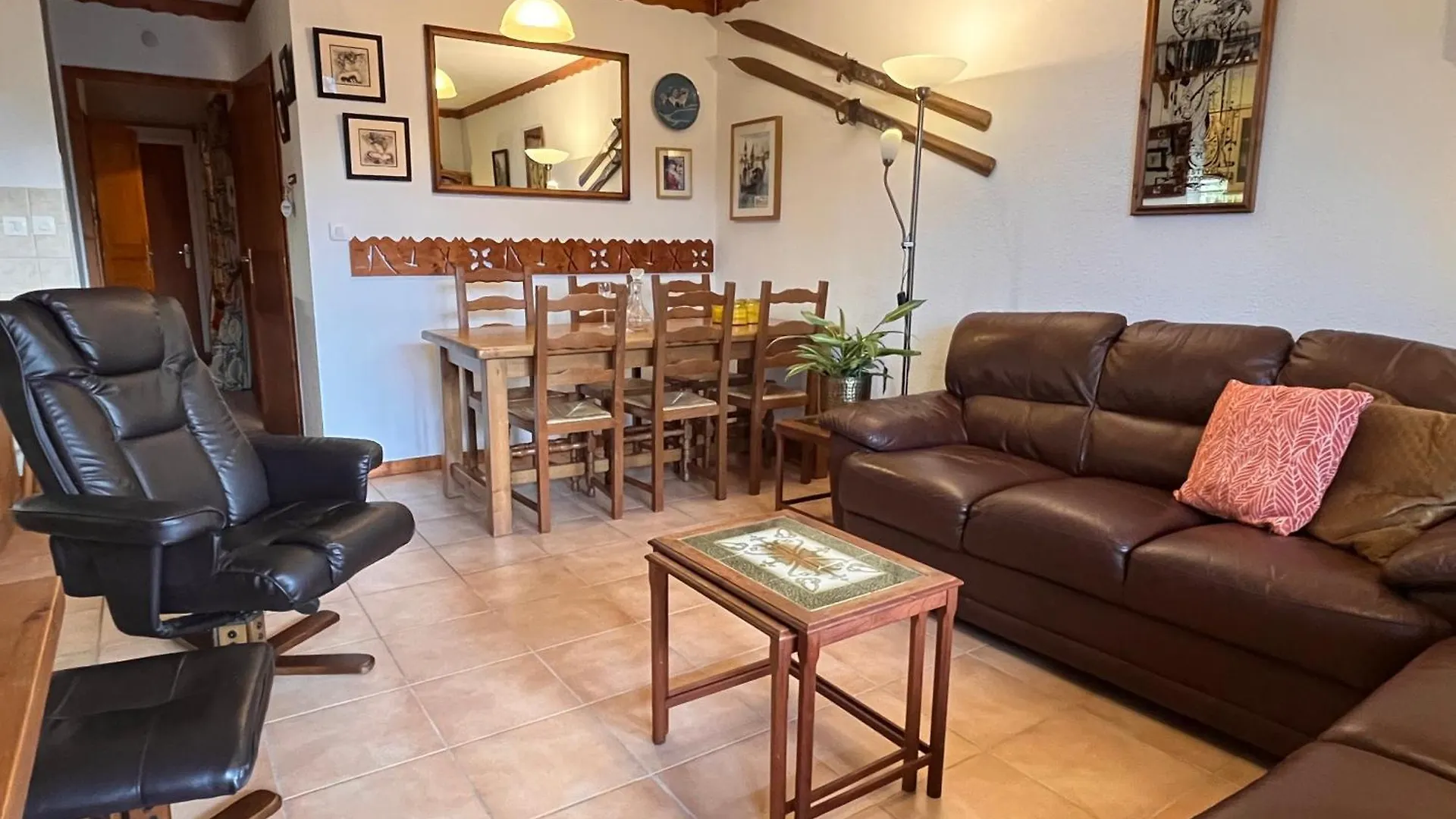 Apartment Stunning View And Spacious Terrace 200M From Gondola Oz