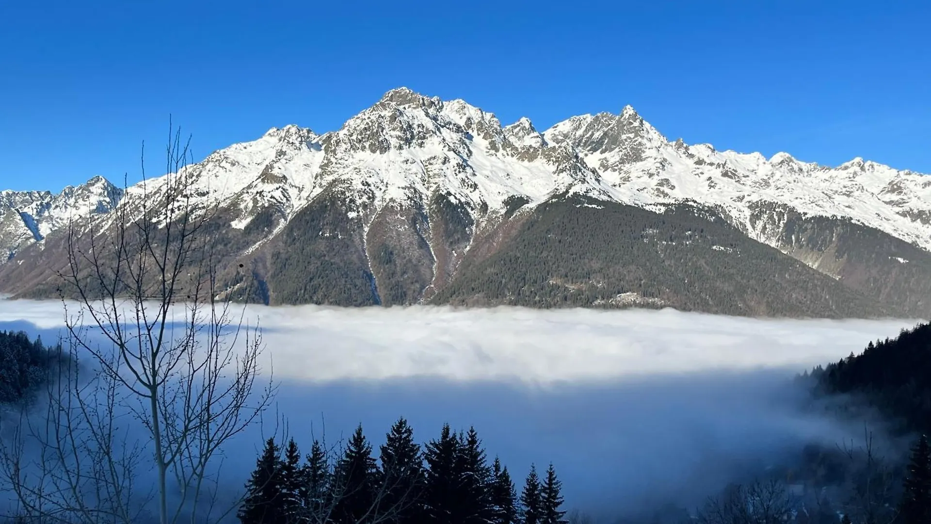 Stunning View And Spacious Terrace 200M From Gondola Oz France