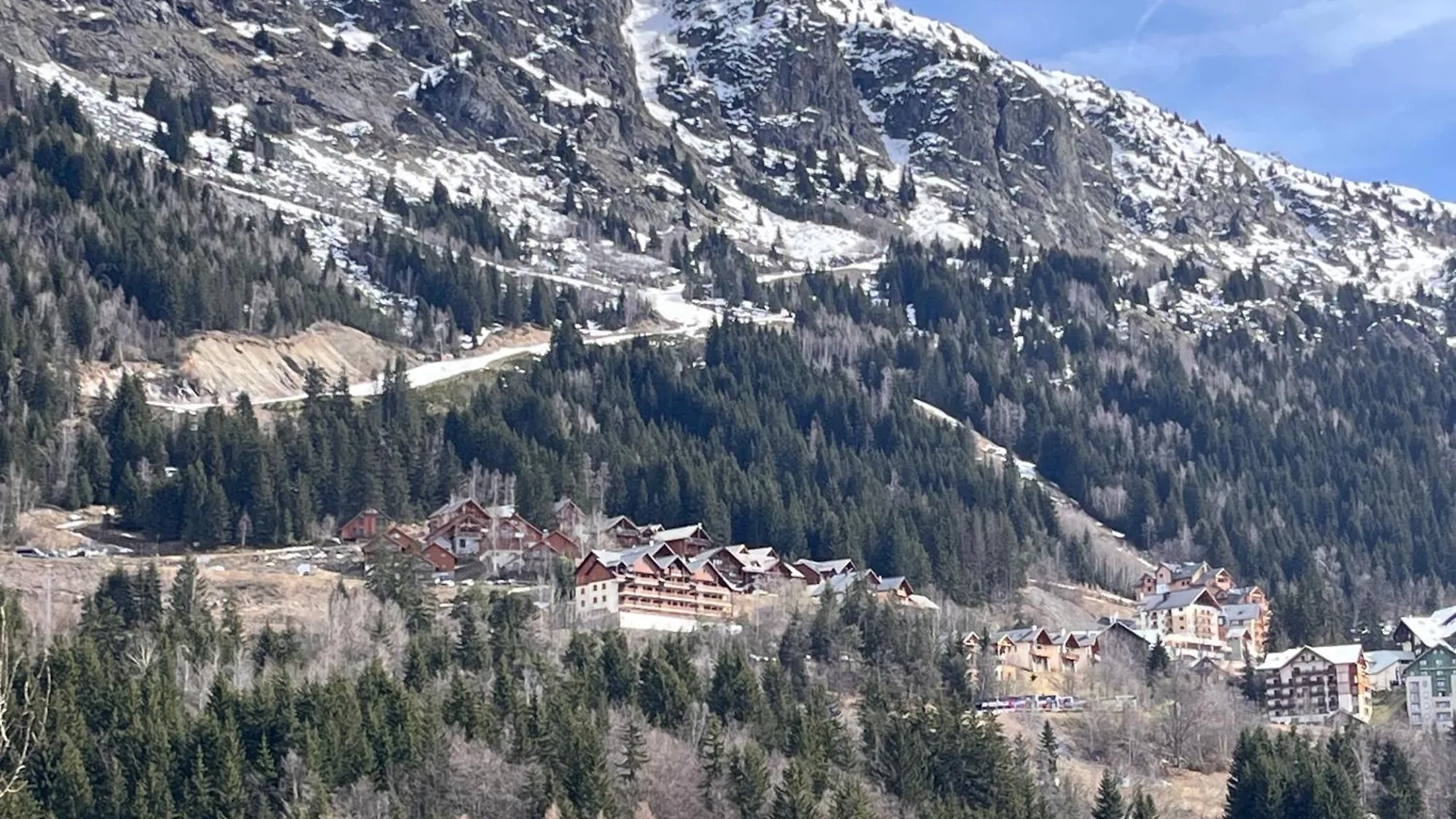 Apartment Stunning View And Spacious Terrace 200M From Gondola Oz